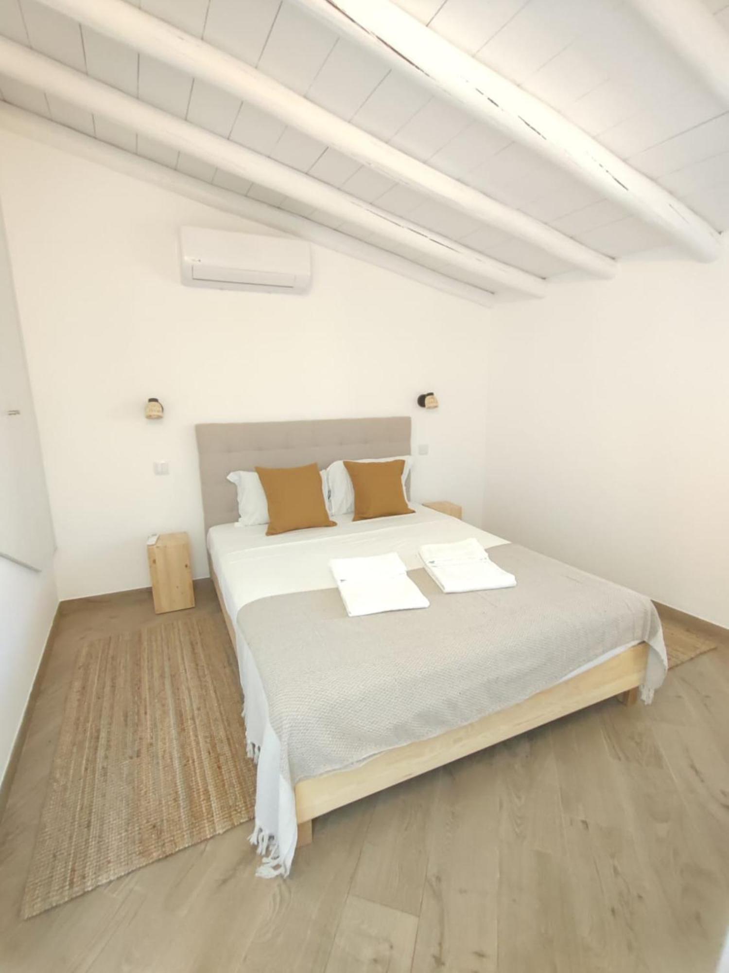 2 Floors Near Carvoeiro&slidesplash Lagoa (Algarve)