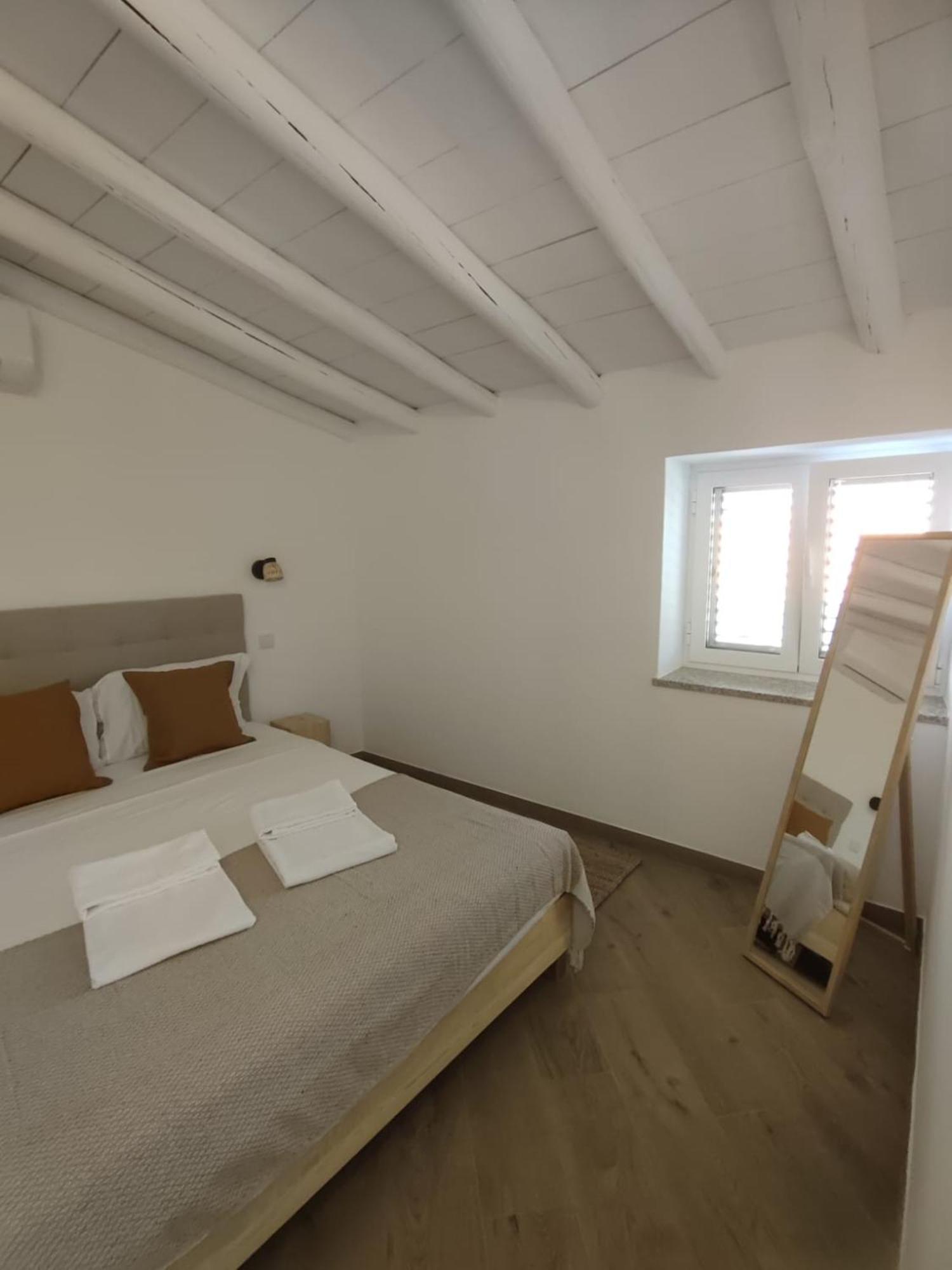 Holiday home 2 Floors Near Carvoeiro&slidesplash