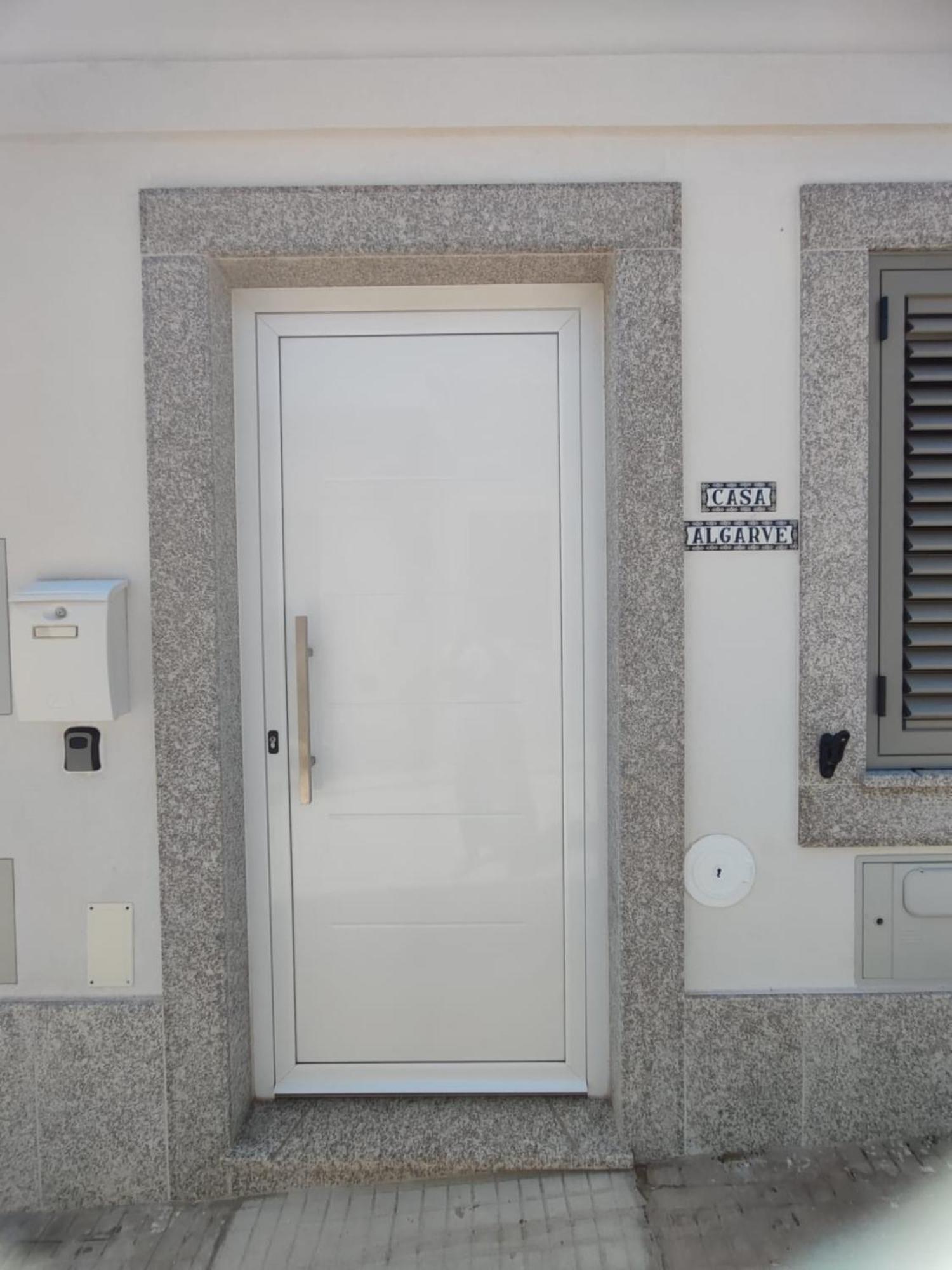 2 Floors Near Carvoeiro&slidesplash *