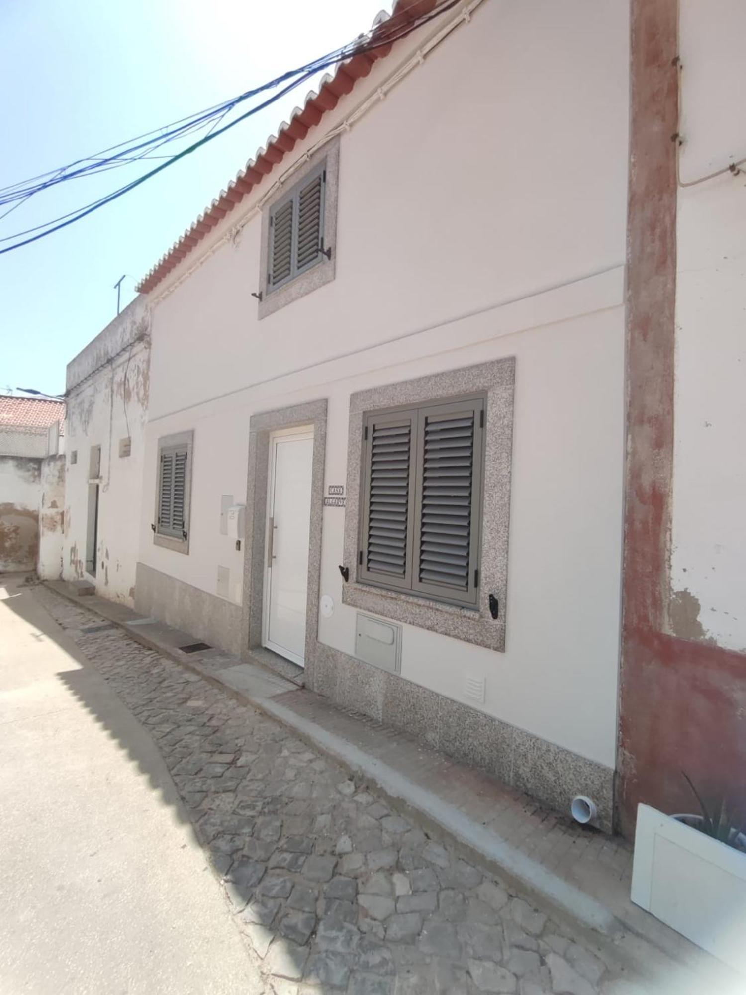 2 Floors Near Carvoeiro&slidesplash