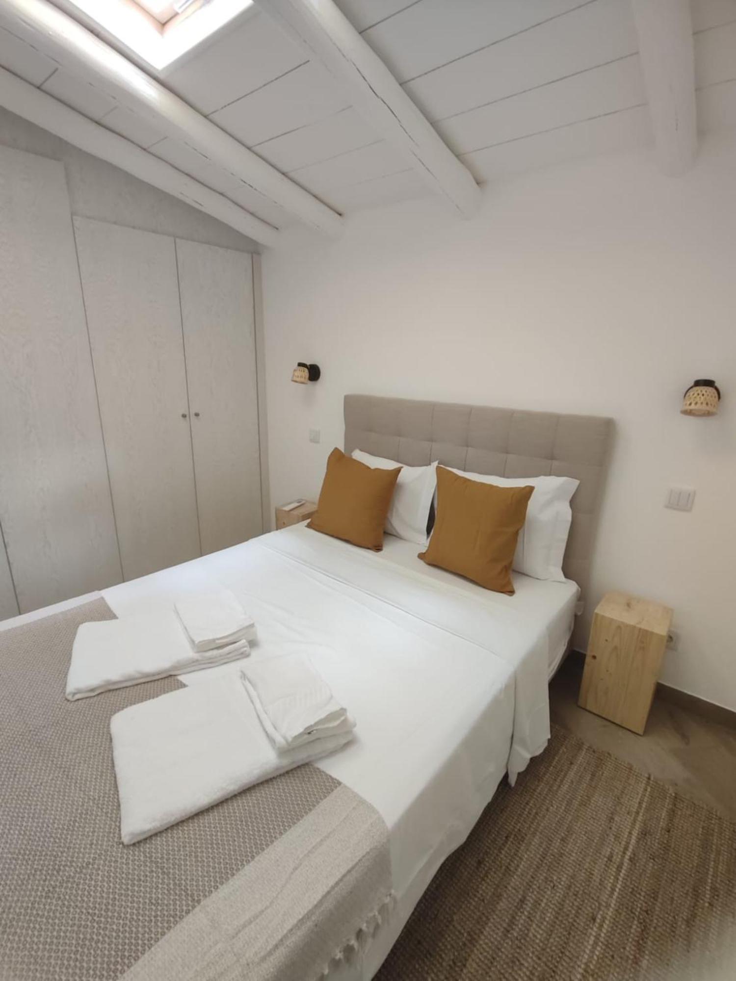2 Floors Near Carvoeiro&slidesplash Holiday home